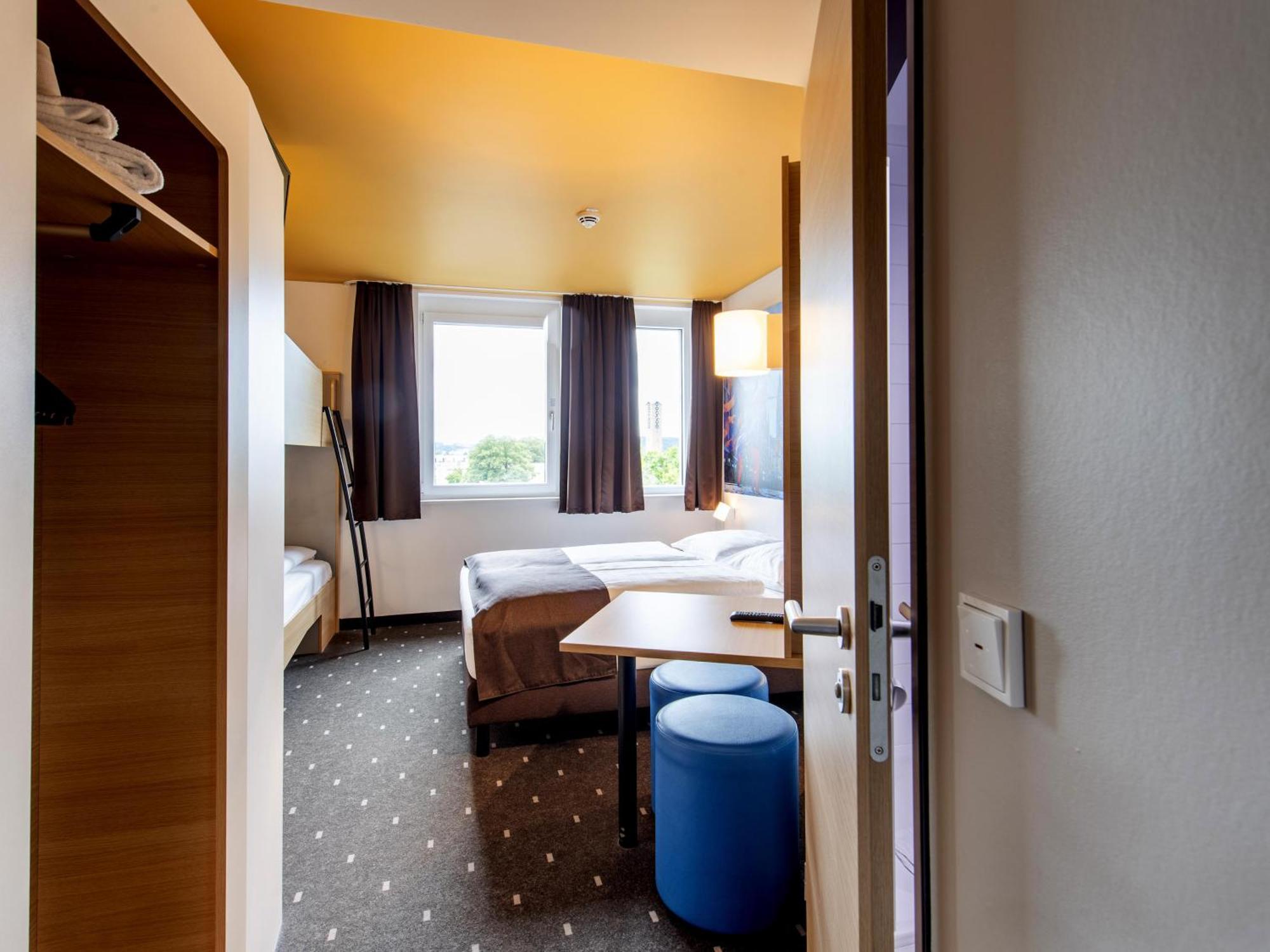 B&B Hotel Λάντσχουτ Εξωτερικό φωτογραφία
